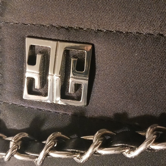 Givenchy Quilted Cosmetic Pouch - Picture 7 of 10